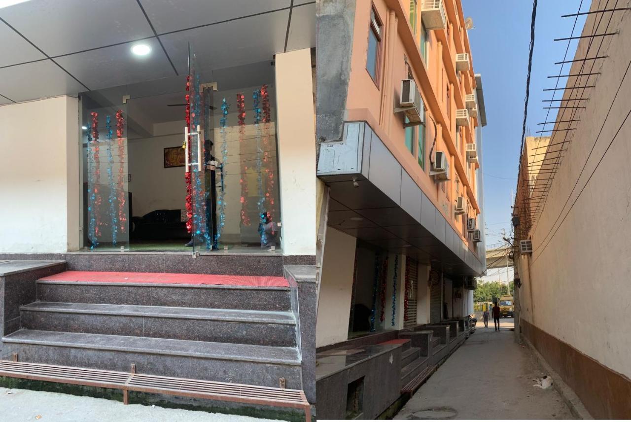 Hotel Noida Continental Exterior photo
